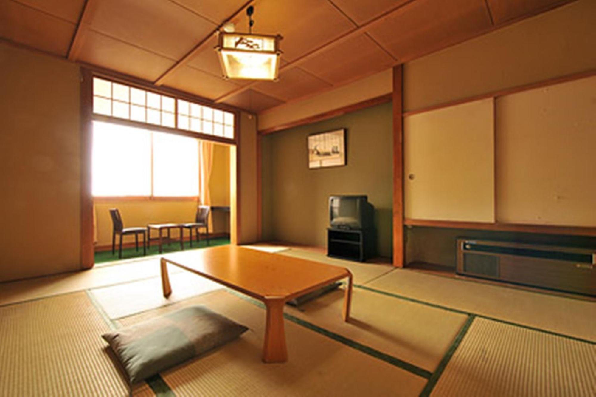 Hotel Takimoto Yamanouchi  Bilik gambar